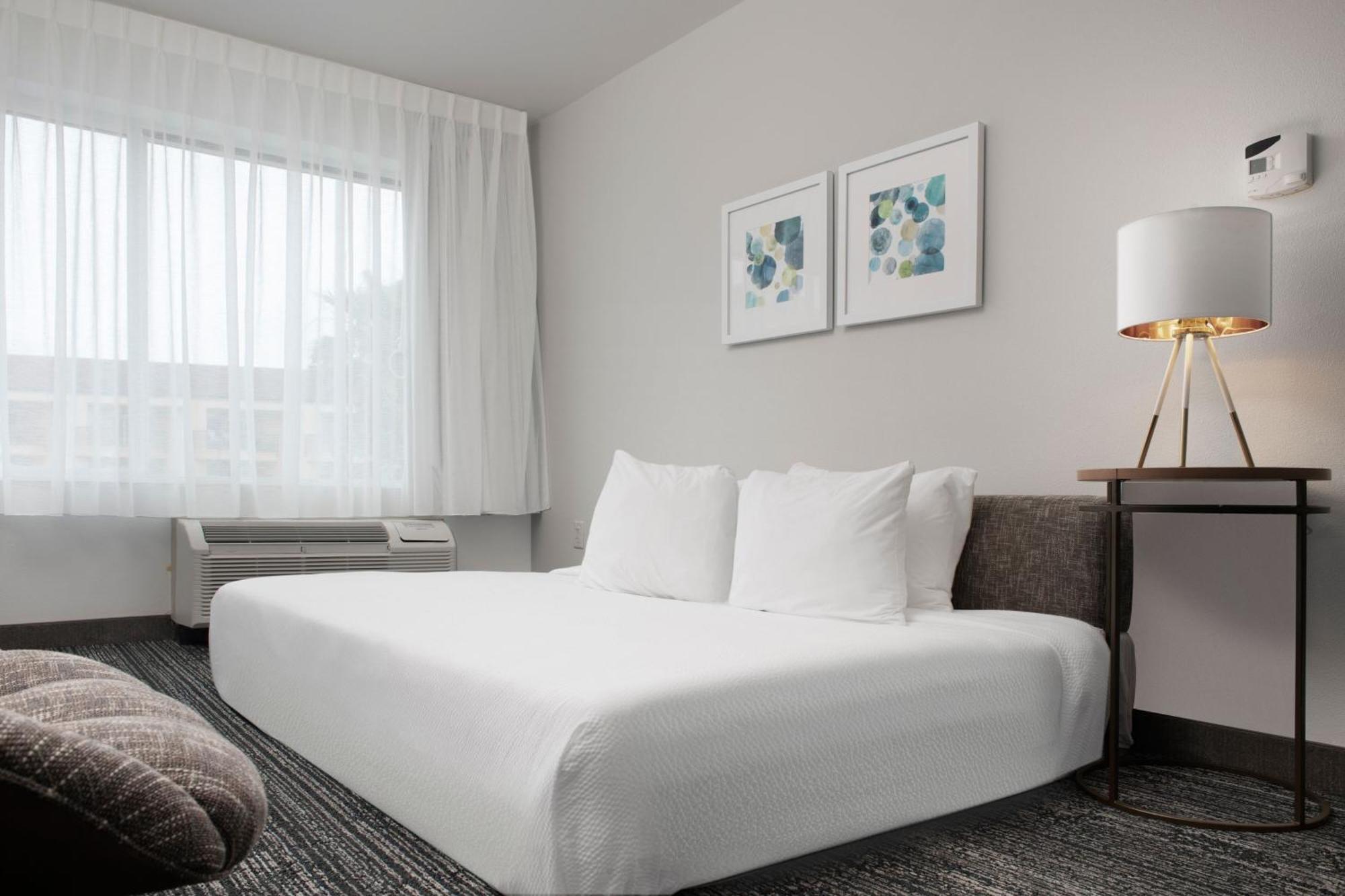 Towneplace Suites By Marriott Galveston Island Bagian luar foto