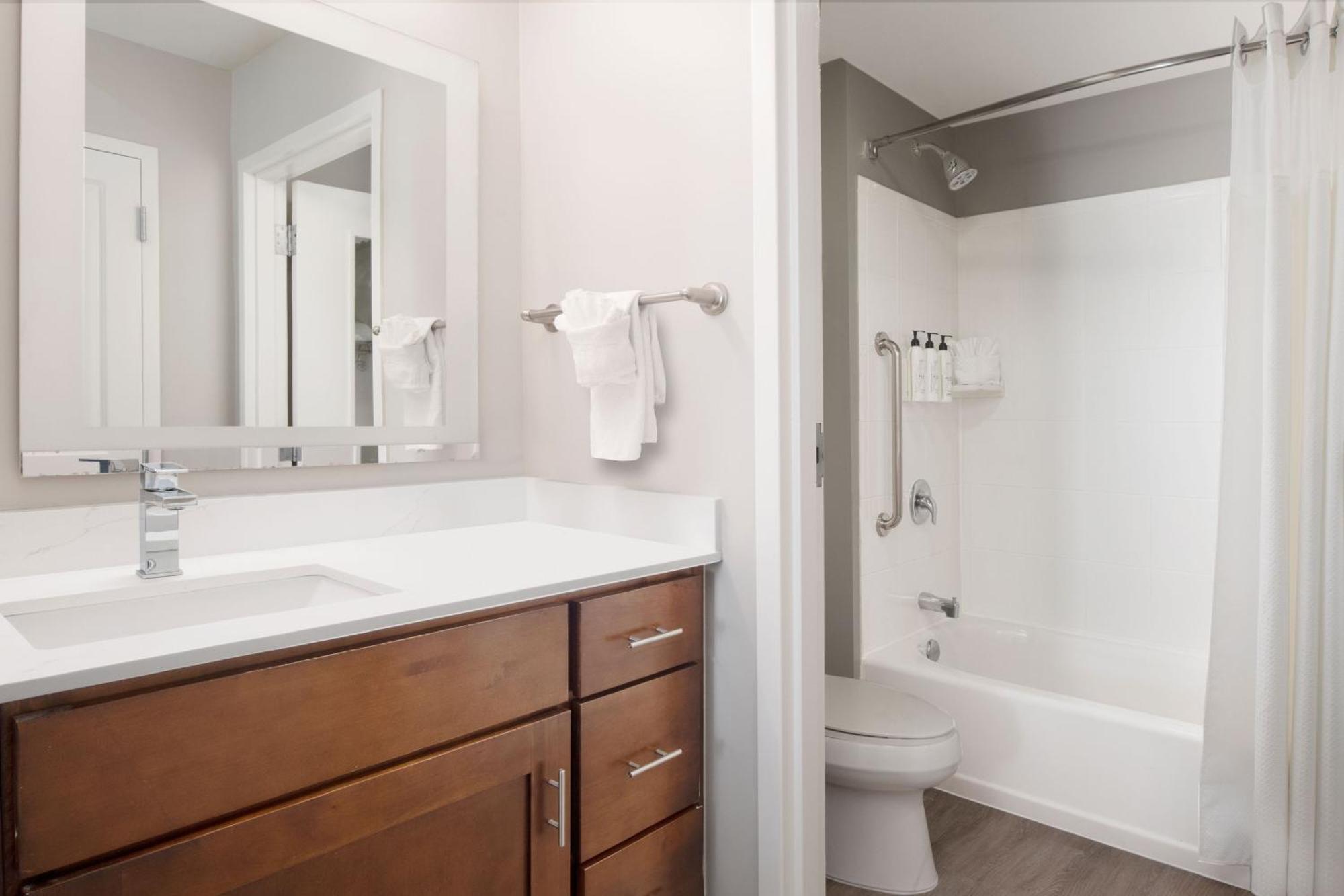 Towneplace Suites By Marriott Galveston Island Bagian luar foto